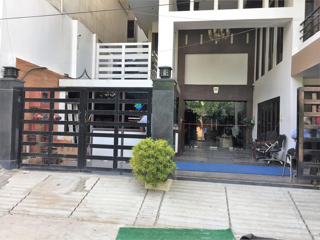 Hotel Park Plaza Waranasi Zewnętrze zdjęcie